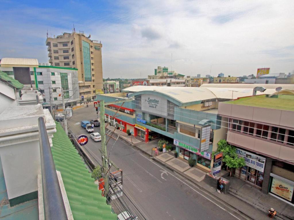Hotel Galleria Davao City Exterior foto