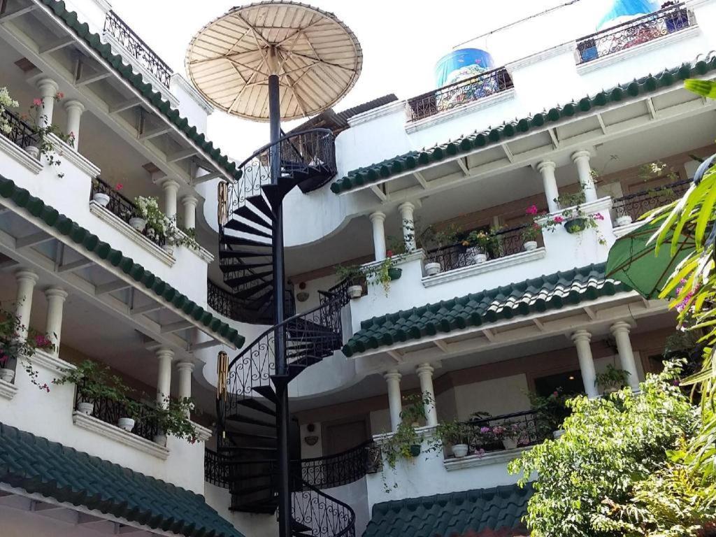 Hotel Galleria Davao City Exterior foto